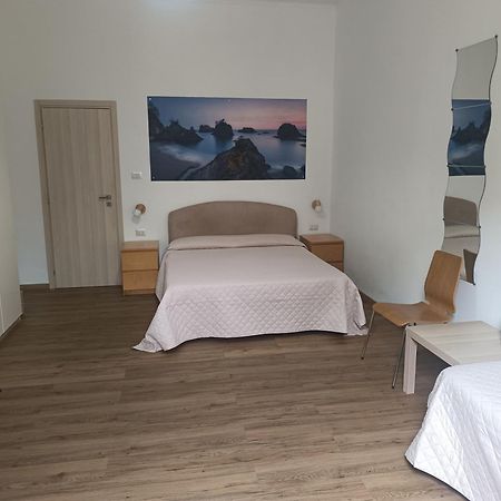 B&B Stella Marina Aci Trezza Εξωτερικό φωτογραφία